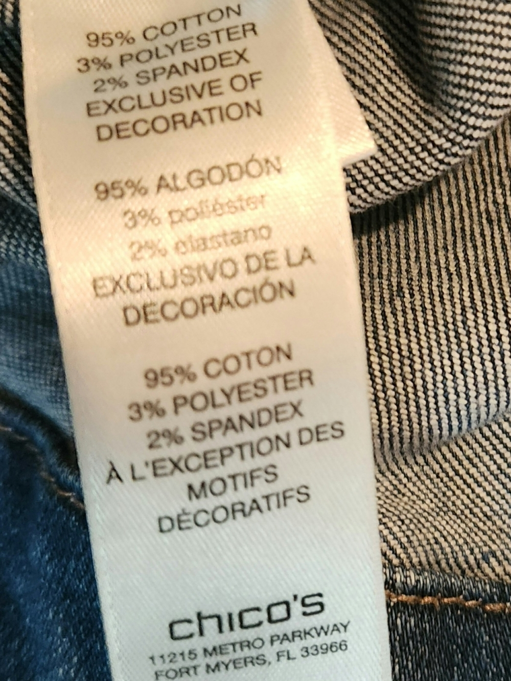 Chico's Medium Wash Blue Denim Jacket - Women's SMALL 1 - Picture 4 of 6